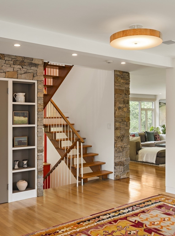 607 Main Street Concord, MA 01742 - Photo 17 of 39