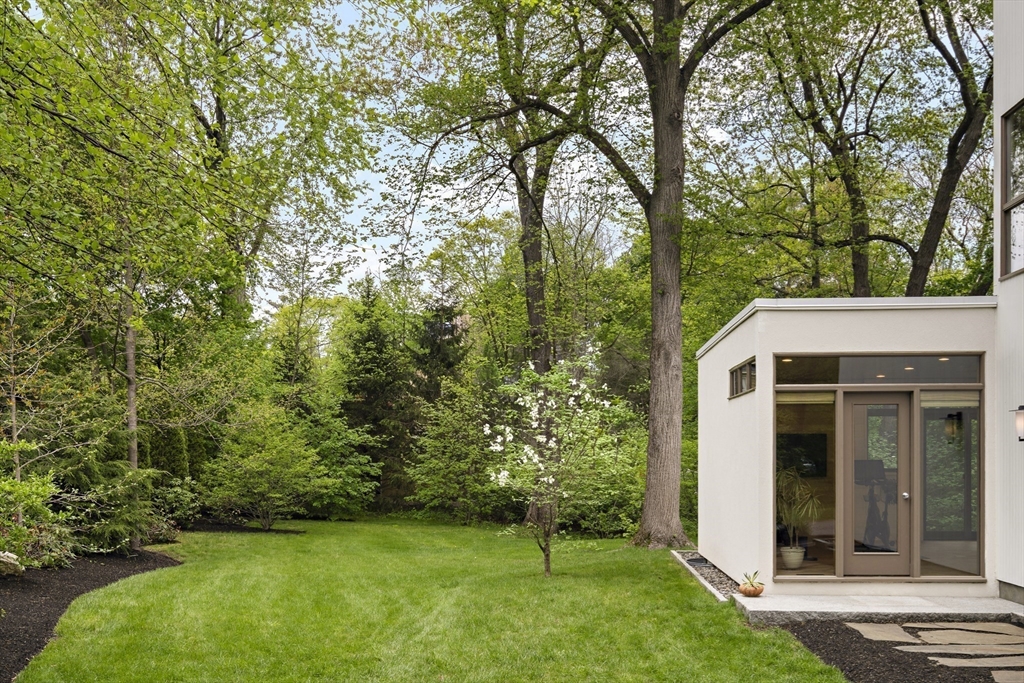 607 Main Street Concord, MA 01742 - Photo 2 of 39