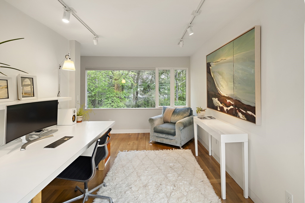 607 Main Street Concord, MA 01742 - Photo 22 of 39