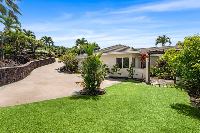$2,200,000 | 78-6984 Kewalo Street, Kailua-Kona, HI 96740