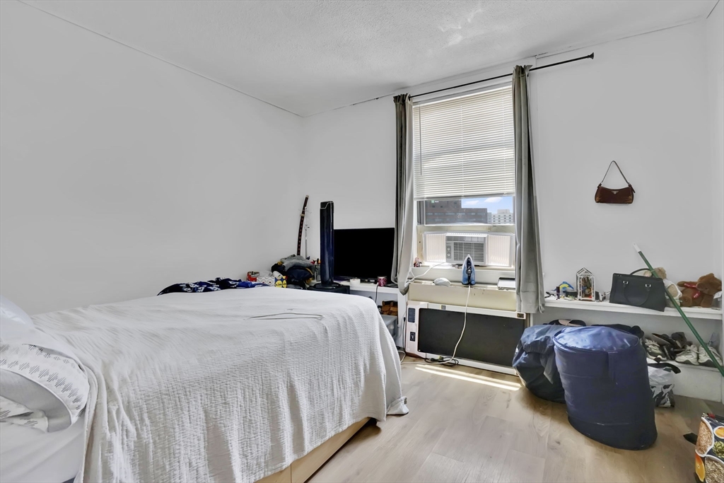 140 Chestnut Street, Unit 818 Springfield, MA 01103 - Photo 21 of 22