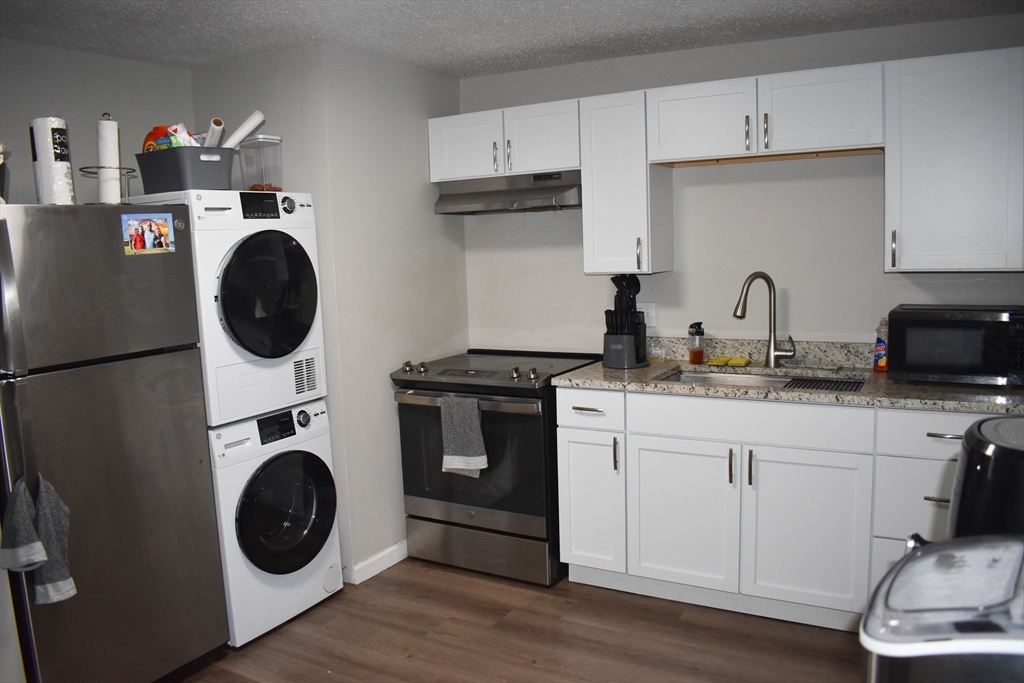 34 Wallace Street Springfield, MA 01119 - Photo 20 of 23