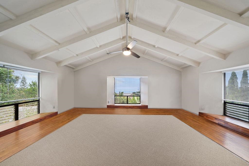 12 Upper Kimo Drive Kula, HI 96790 - Photo 14 of 30 en empty room with windows