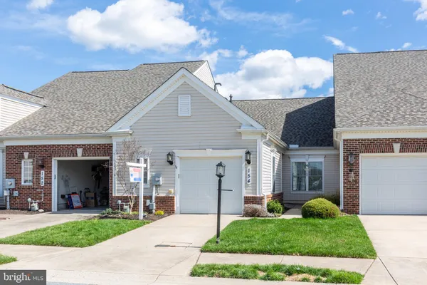 $330,000 | 154 Saddletop Drive, Unit 355, Taneytown, MD 21787