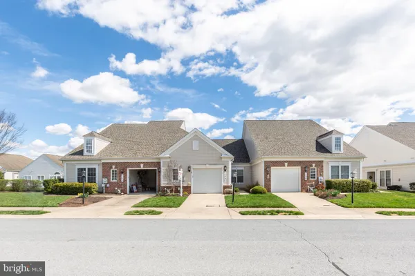 $330,000 | 154 Saddletop Drive, Unit 355, Taneytown, MD 21787