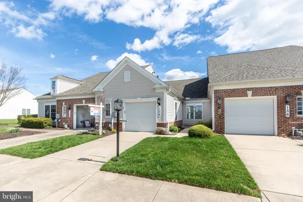 $330,000 | 154 Saddletop Drive, Unit 355, Taneytown, MD 21787