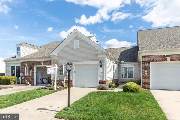 $330,000 | 154 Saddletop Drive, Unit 355, Taneytown, MD 21787