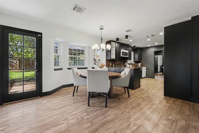 $524,900 | 107 Shady Oak Drive, Georgetown, TX 78628