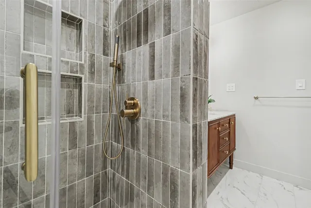 $524,900 | 107 Shady Oak Drive, Georgetown, TX 78628