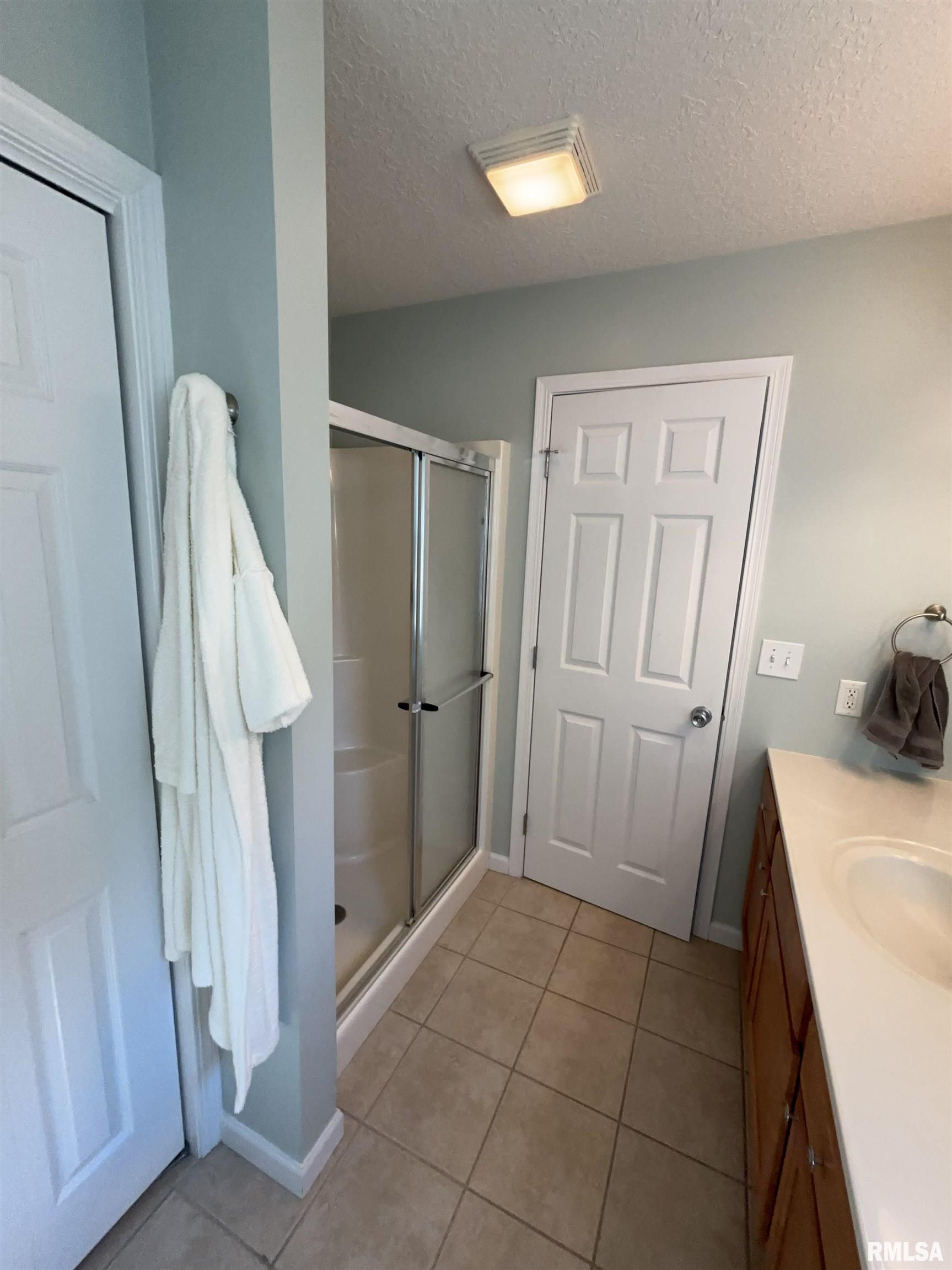 26 Elk Court Washington, IL 61571 - Photo 13 of 32