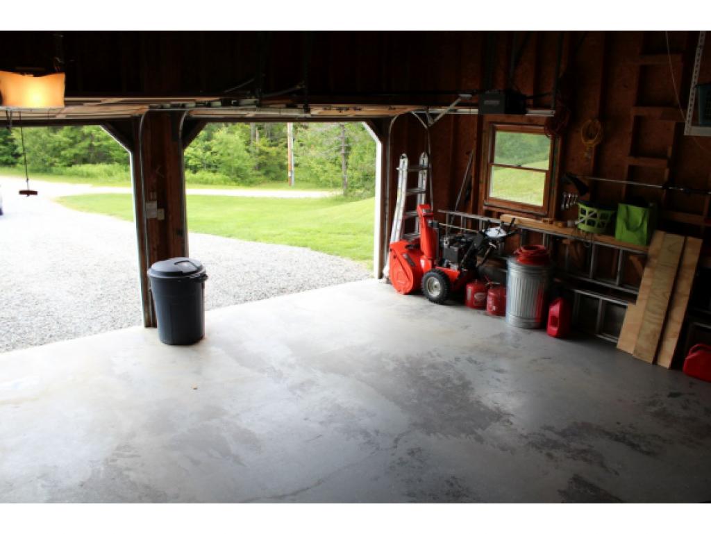85 Sharon Road New Ipswich, NH 03071 - Photo 22 of 34