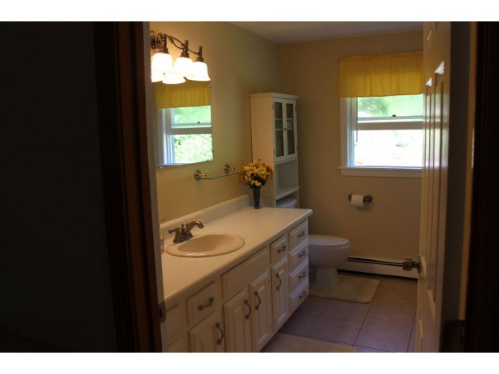 85 Sharon Road New Ipswich, NH 03071 - Photo 25 of 34