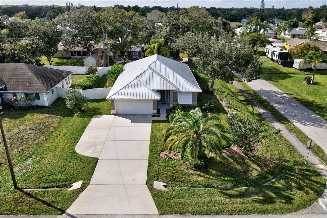 402 Toledo Street Sebastian, FL 32958 - Photo 1 of 36