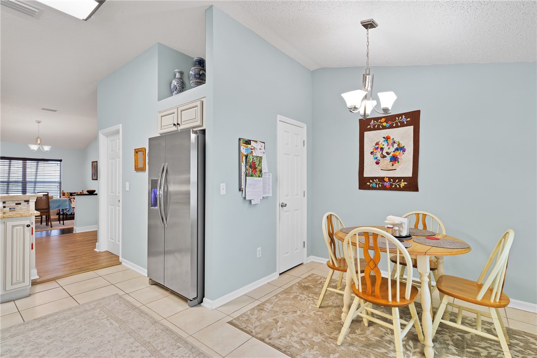 402 Toledo Street Sebastian, FL 32958 - Photo 11 of 36