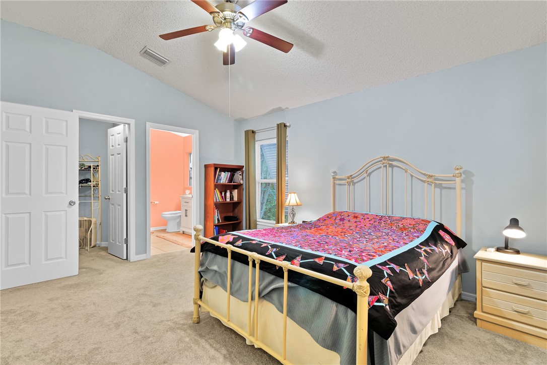 402 Toledo Street Sebastian, FL 32958 - Photo 17 of 36