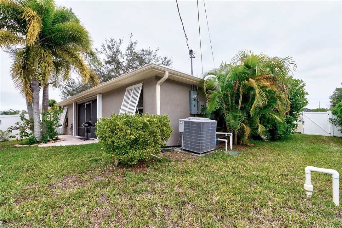 402 Toledo Street Sebastian, FL 32958 - Photo 30 of 36