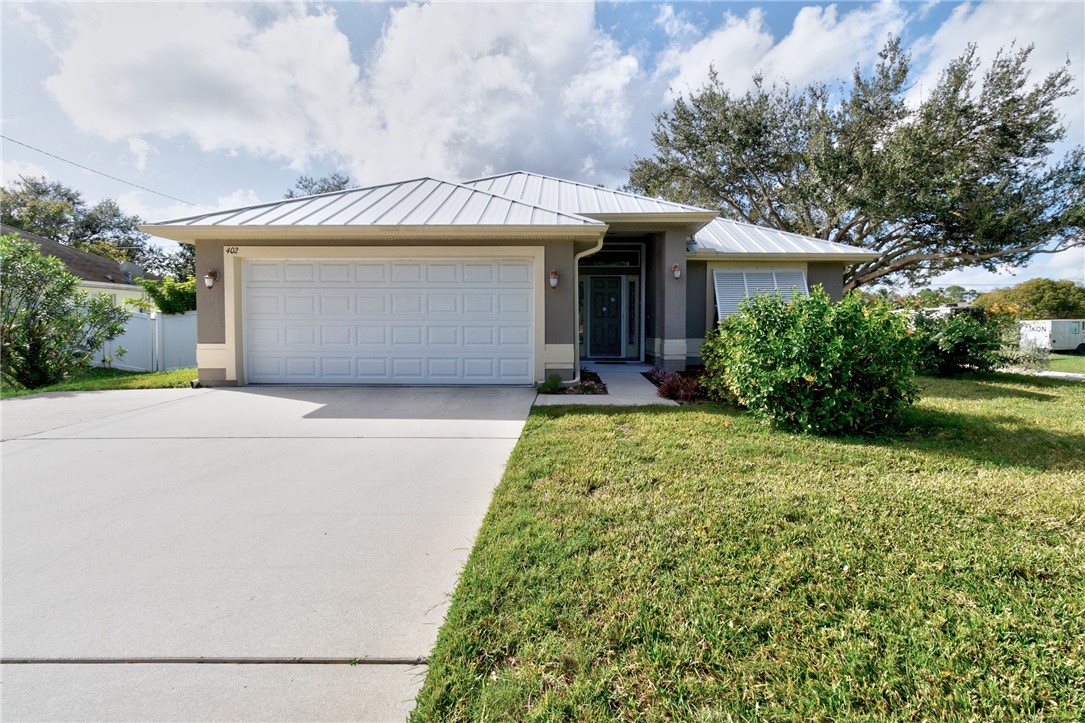 402 Toledo Street Sebastian, FL 32958 - Photo 3 of 36