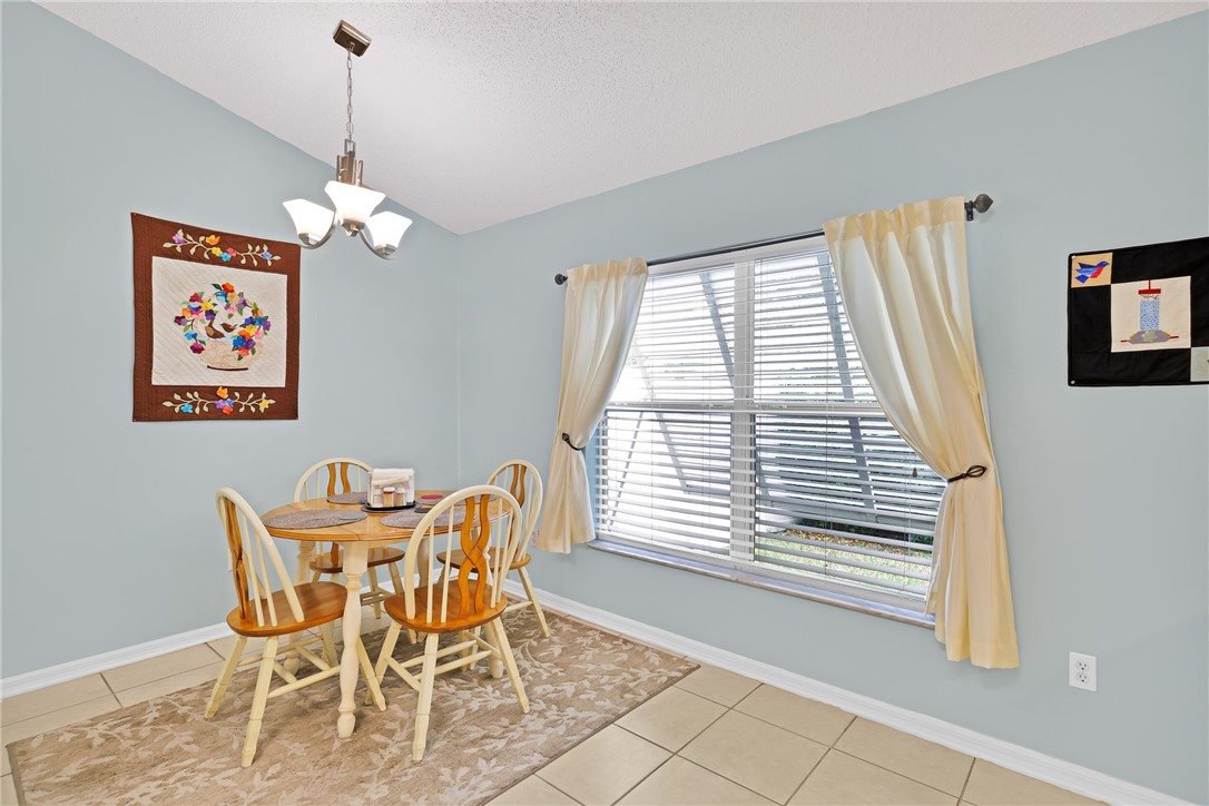402 Toledo Street Sebastian, FL 32958 - Photo 9 of 36