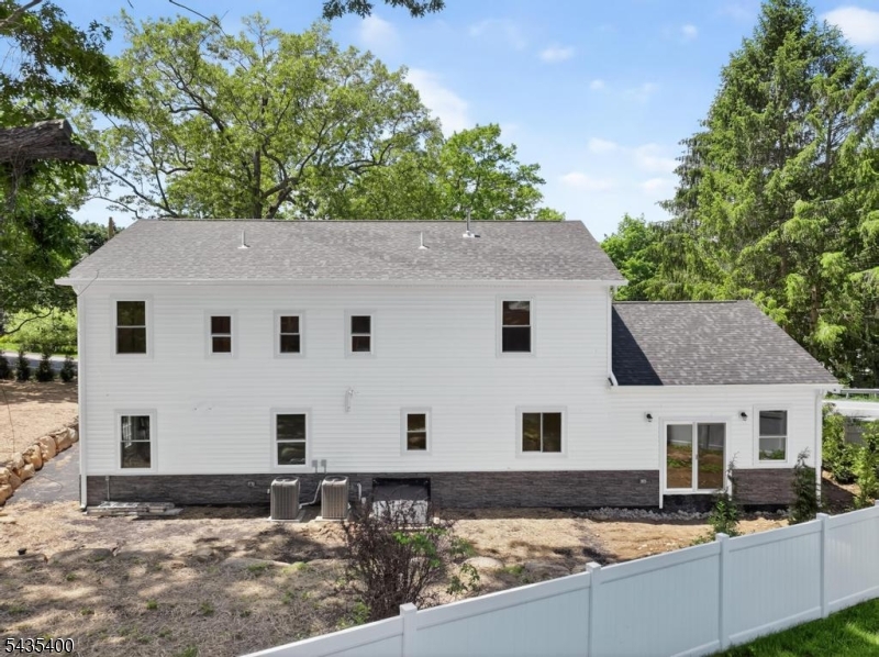 35 Stanhope Sparta Road Sparta, NJ 07871 - Photo 4 of 45