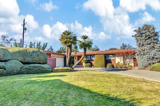 $699,900 | 108 Franciscan Drive, Vallejo, CA 94589