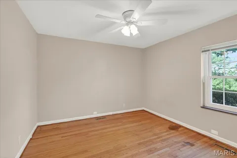 $595,000 | 31 South Tealwood Drive, St. Louis, MO 63141