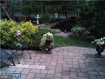 125 Antietam Road Cherry Hill, NJ 08034 - Photo 11 of 12 Exterior Back