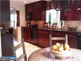 125 Antietam Road Cherry Hill, NJ 08034 - Photo 4 of 12 Kitchen