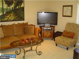 125 Antietam Road Cherry Hill, NJ 08034 - Photo 6 of 12 Family Room