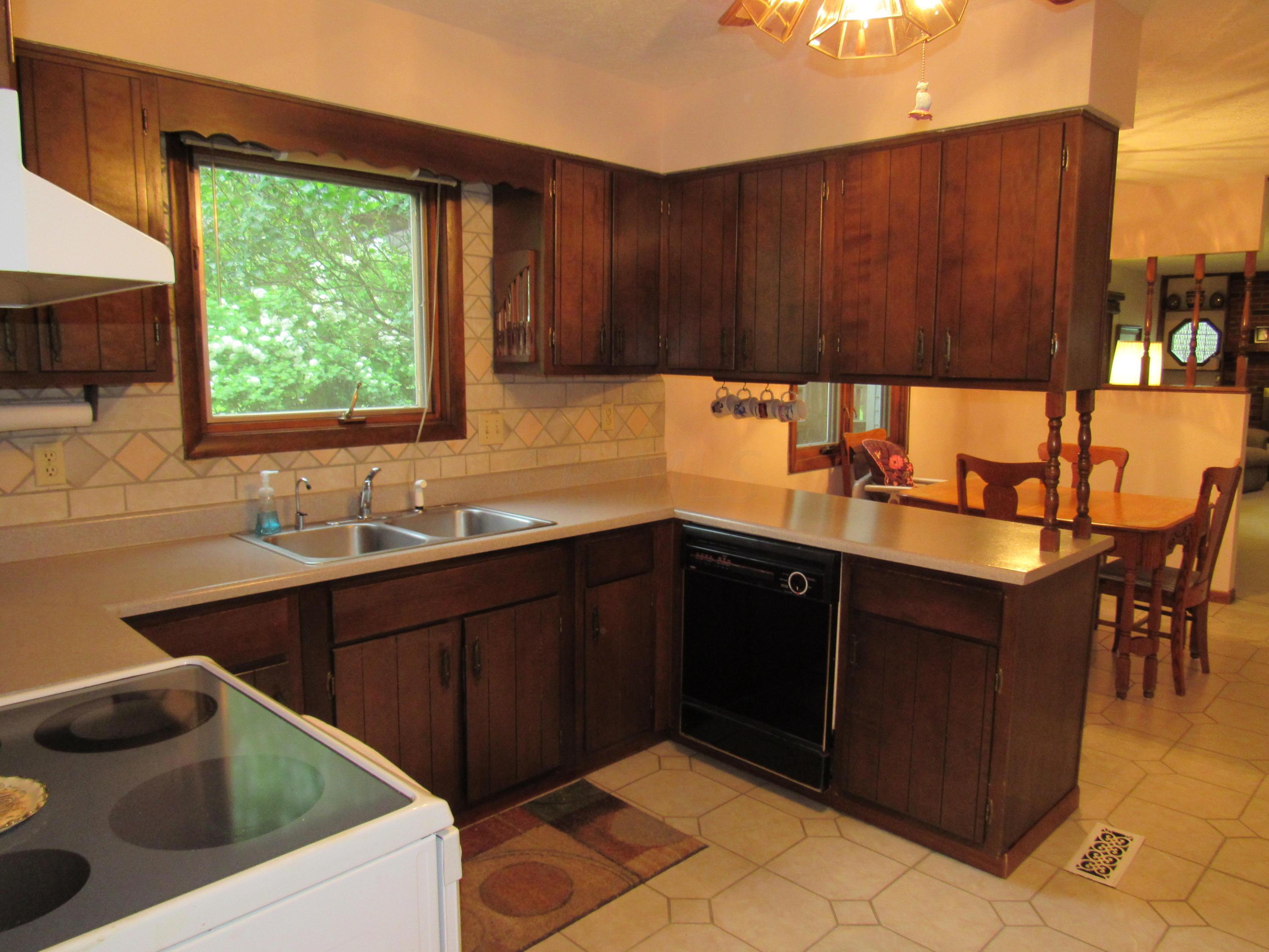 7010 Gale Road Southwest Pataskala, OH 43062 - Photo 8 of 29