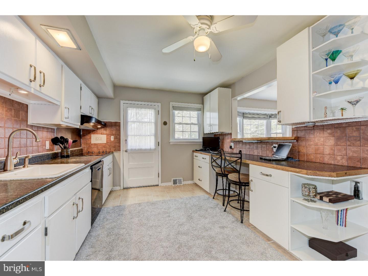 2019 Hemlock Road Jeffersonville, PA 19403 - Photo 8 of 14 Gallery Image 8