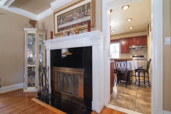 $929,000 | 17 Lake Avenue, Yonkers, NY 10701