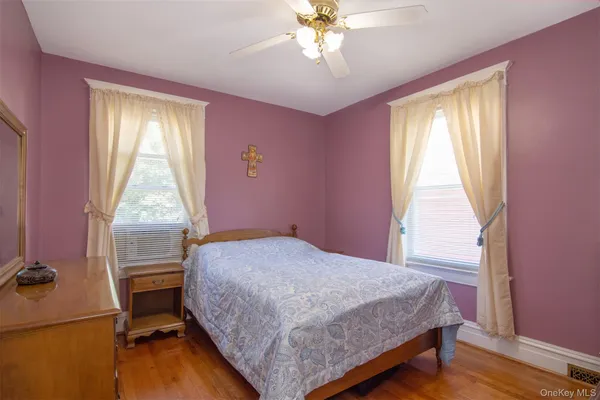 $929,000 | 17 Lake Avenue, Yonkers, NY 10701