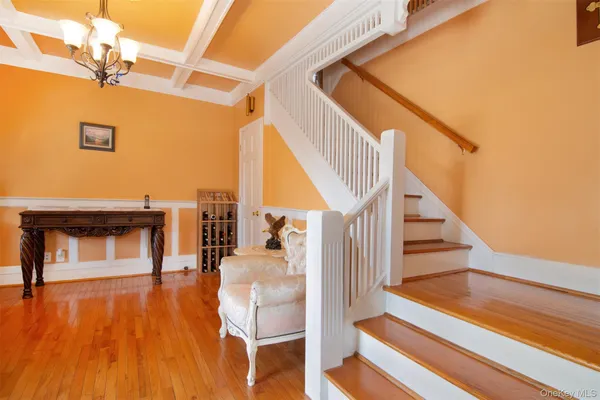 $929,000 | 17 Lake Avenue, Yonkers, NY 10701