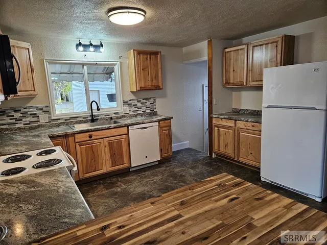 $295,000 | 445 West 19th Street, Idaho Falls, ID 83402