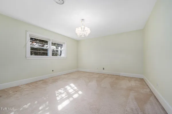 $2,500 | 203 Pawnee Street, Johnson City, TN 37604