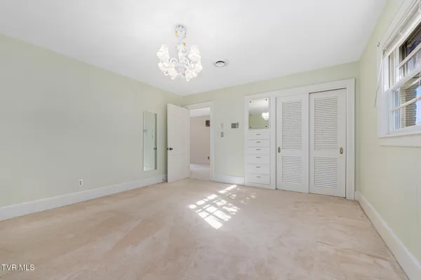 $2,500 | 203 Pawnee Street, Johnson City, TN 37604