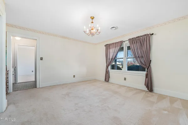 $2,500 | 203 Pawnee Street, Johnson City, TN 37604