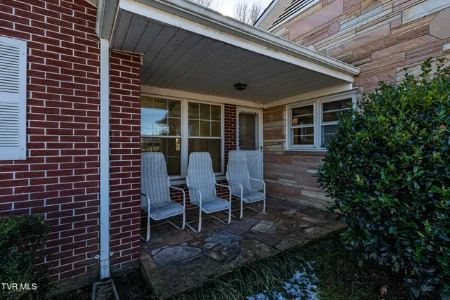 $2,750 | 203 Pawnee Street, Johnson City, TN 37604