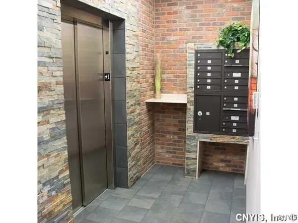 $1,800 | 714 North Townsend Street, Unit 3B, Syracuse, NY 13203