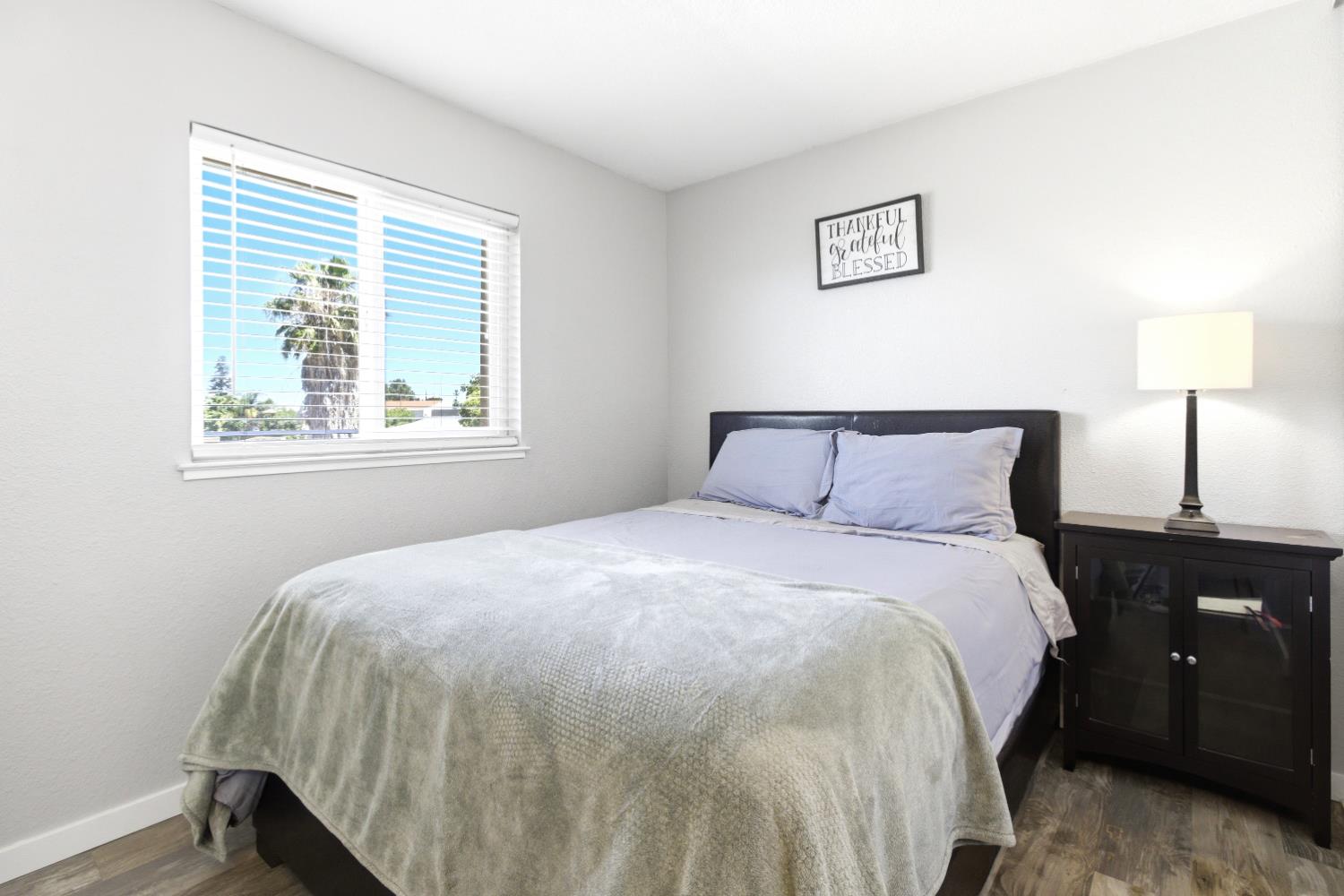 5983 Mack Road Sacramento, CA 95823 - Photo 17 of 23