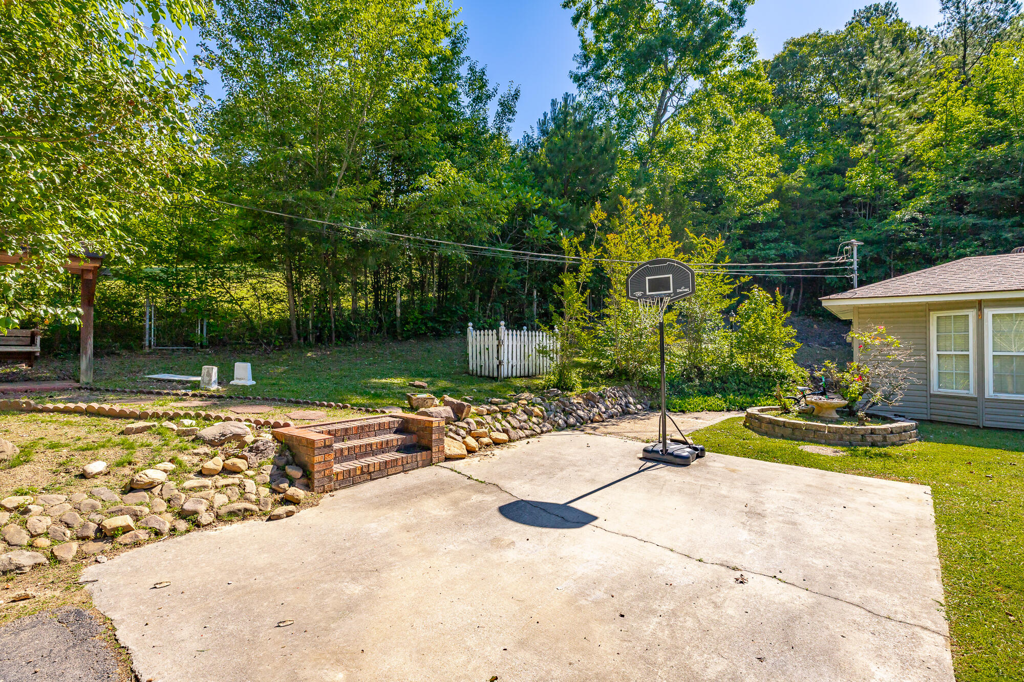 1353 County Road 286 Stevenson, AL 35772 - Photo 37 of 68 1353 Co Road 286 HD-31