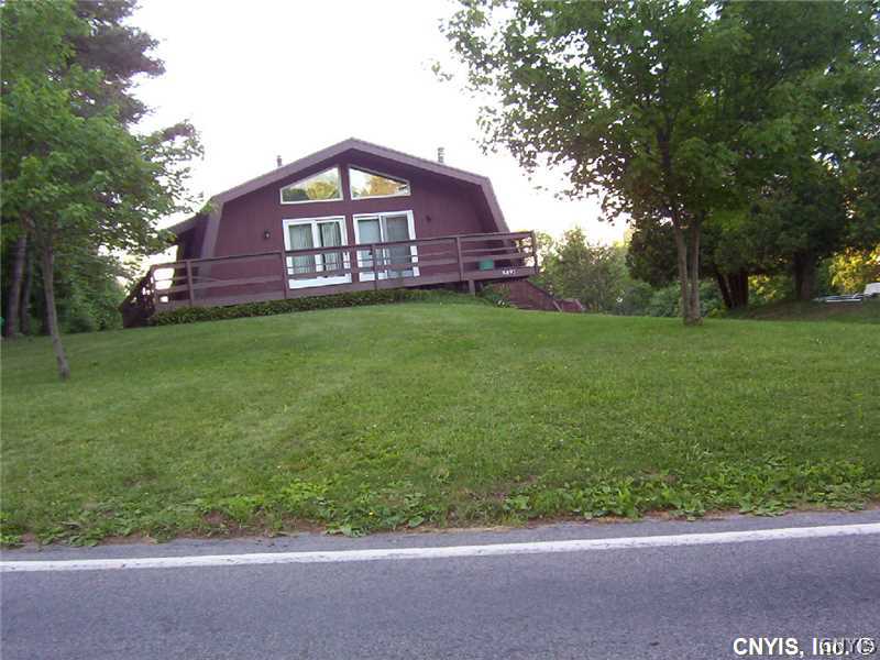 8497 North Poolsbrook Road Manlius, NY 13082 - Photo 1 of 1 Exterior Front.