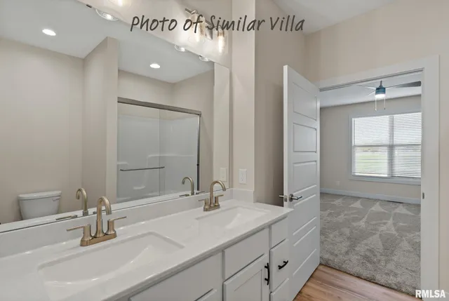 $450,114 | 37 Frank Court, Le Claire, IA 52753