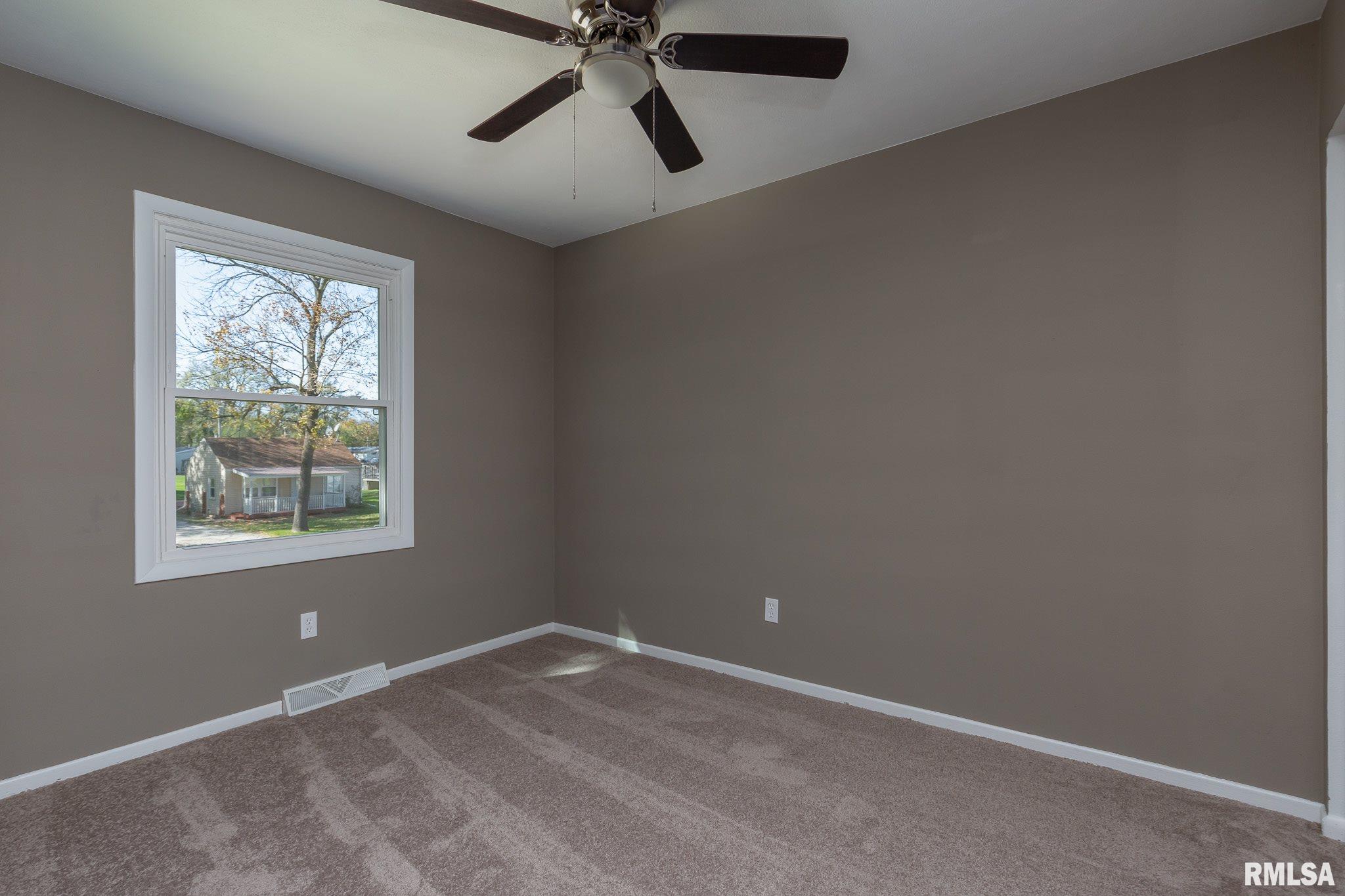 212 5th Street Colona, IL 61241 - Photo 12 of 29 Gallery Image 12