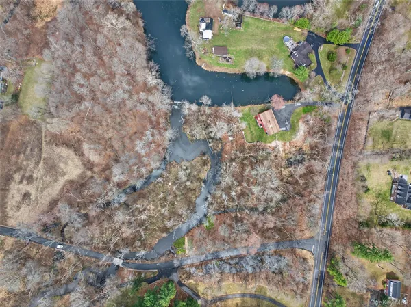 $1,099,000 | 810 Haverstraw Road, Suffern, NY 10901