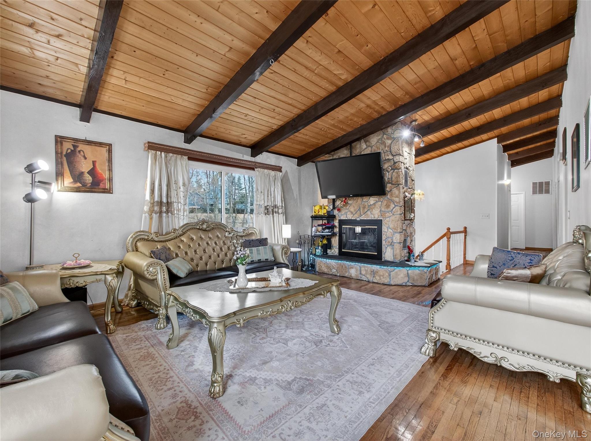 810 Haverstraw Road Suffern, NY 10901 - Photo 8 of 49