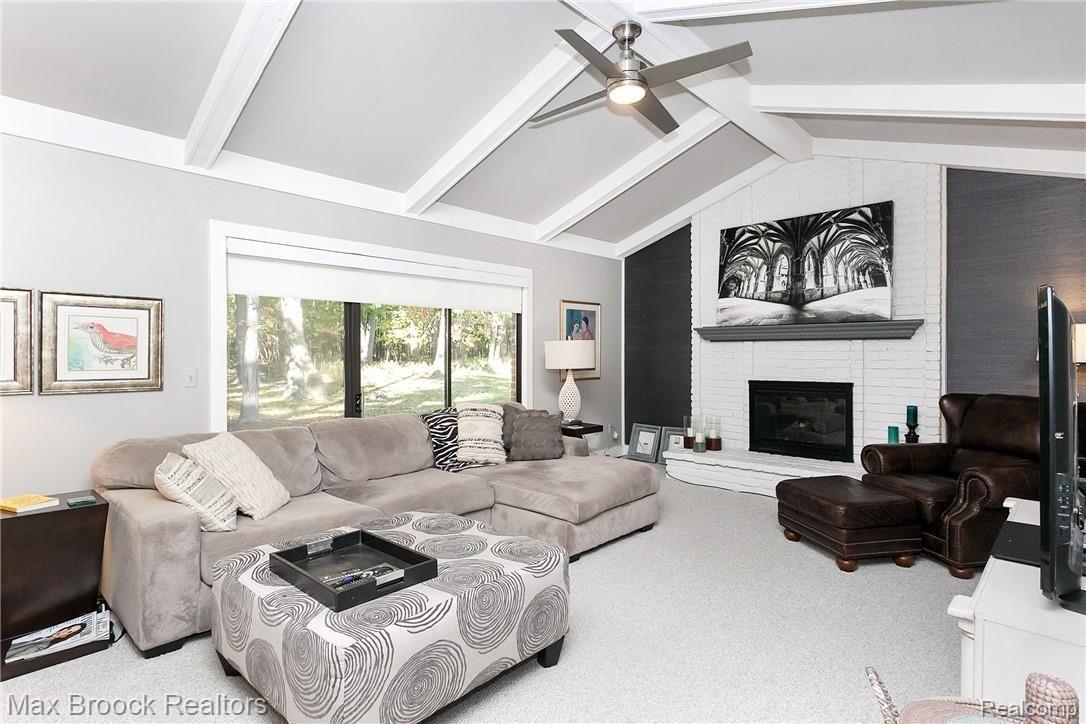 2922 Powderhorn Ridge Road Rochester, MI 48309 - Photo 13 of 31 Powderhorn Ridge-19.jpg
