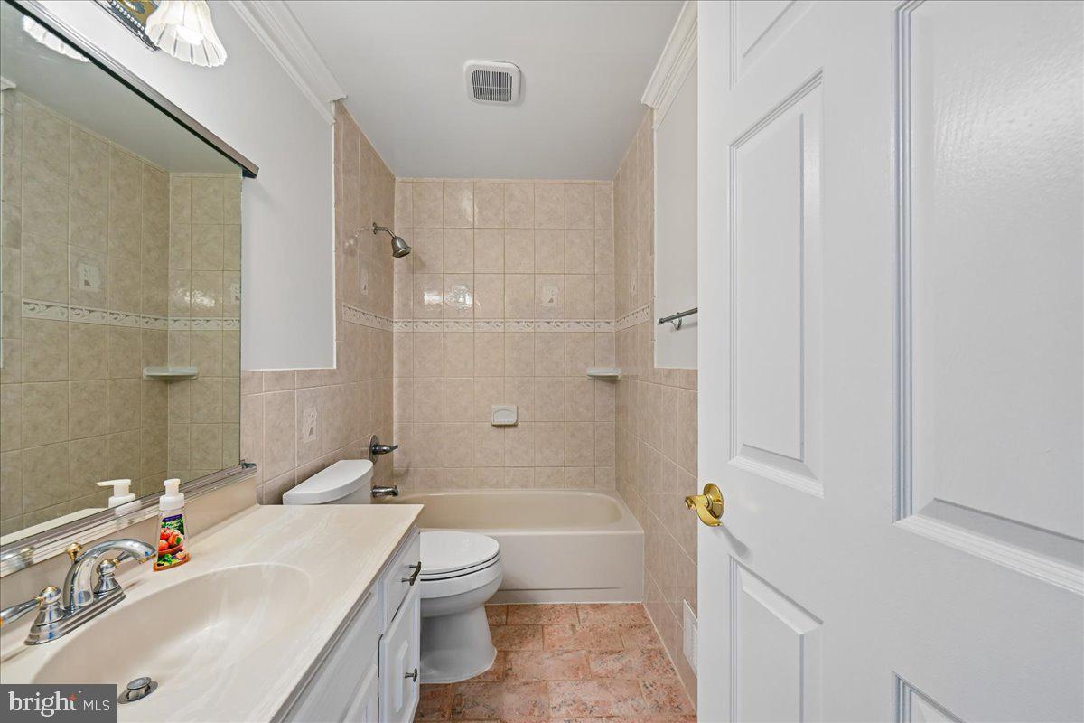 7592 Ruxton Drive Springfield, VA 22153 - Photo 45 of 72