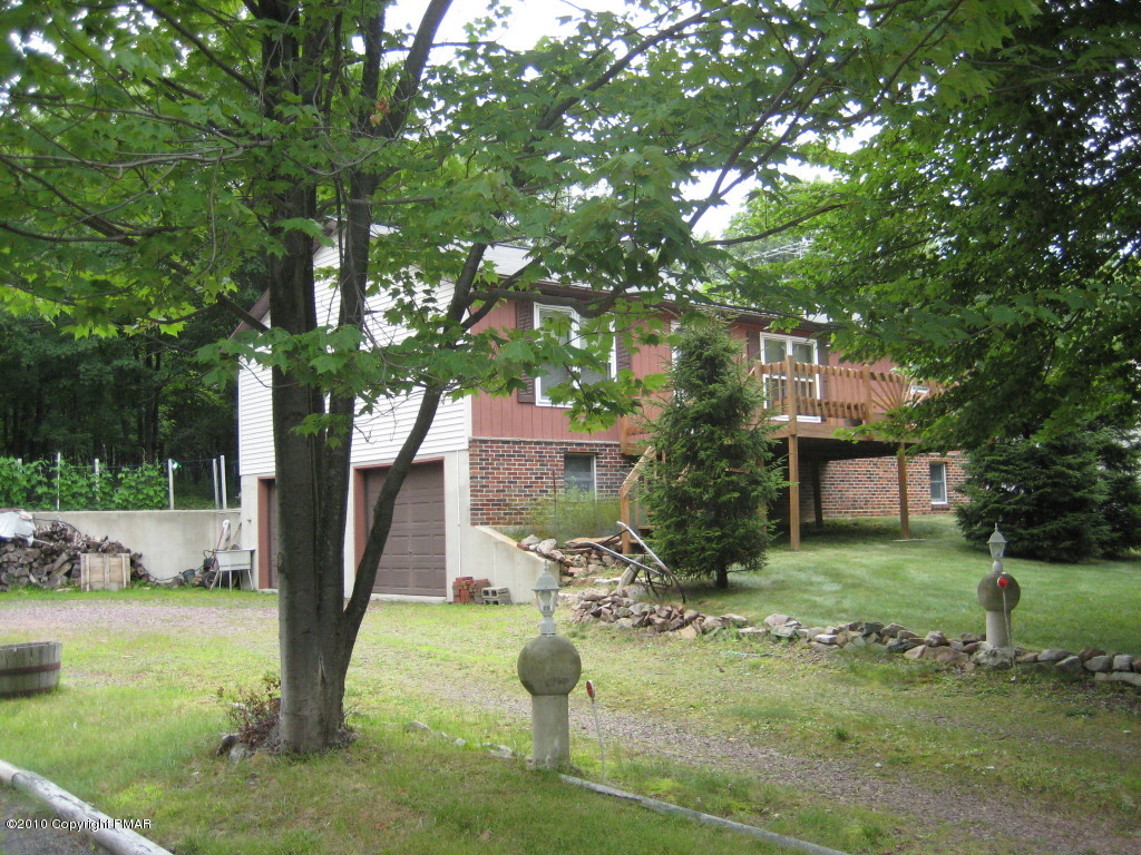 165 Tower Road Albrightsville, PA 18210 - Photo 1 of 20 main