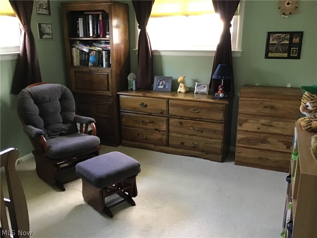 1589 Chelmsford Road Cleveland, OH 44124 - Photo 10 of 26 Gallery Image 10